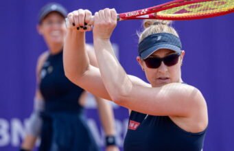 khỏi bệnh ung thư vú, nhà vô địch đấu tranh người Canada Gabriela Dabrowski