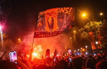 “Hơn 890 người” bị bắt bên lề trận thắng của PSG
