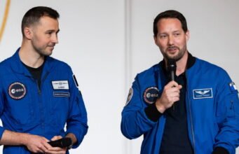 Không gian. Hai phi hành gia Thomas Pesquet và Arnaud Prost sẽ bay vào vũ trụ vào năm 2027