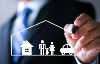 Cách đọc và hiểu hợp đồng bảo hiểm của bạn