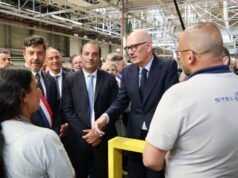 một tỷ euro cho ba chiếc Peugeot tương lai