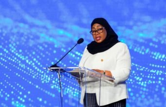 Kẻ khiêu khích người Tanzania Samia đẩy Nga về tài sản uranium của mình trong chuyến thăm cấp nhà nước