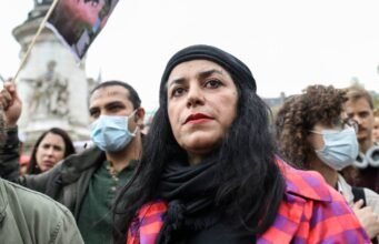Tên thật của Marjane Satrapi là gì?