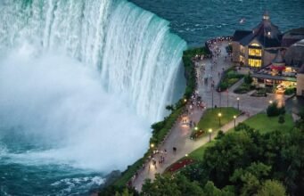 Công viên Niagara mời các chuyên gia du lịch đến dự một buổi tối độc đáo