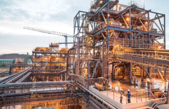 Tại sao Barrick Mining có thể bán tài sản vàng ở Châu Phi