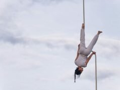 Amélie Kourim trong “Instant” – Sceneweb