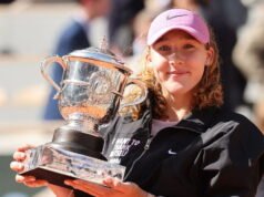 Roland Garros: Mirra Andreeva, cầu thủ 19 tuổi giành chiến thắng trong trận chung kết là ai? “Tôi không dễ sống chung”