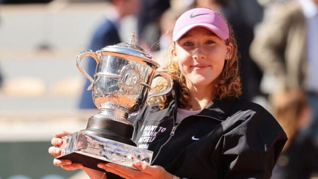 Roland Garros: Mirra Andreeva, cầu thủ 19 tuổi giành chiến