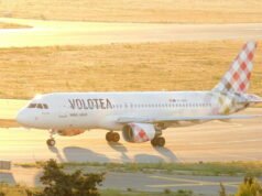 Gần 90 hành khách trên chuyến bay Volotea hạ cánh ở Pháp trễ 30 giờ