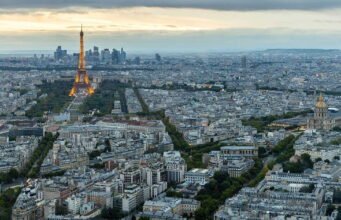 Khám phá bảng xếp hạng các quận của Paris nơi sinh sống của các hộ gia đình giàu có nhất