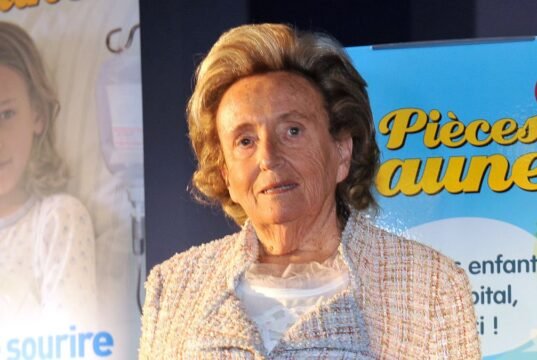 Cái chết của Bernadette Chirac: Marine Le Pen phá vỡ sự im lặng, gợi lên “tính cách” của cựu Đệ nhất phu nhân