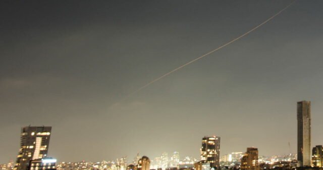 Chiến tranh ở Trung Đông. Israel bị tên lửa Iran