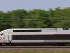 giao thông bị gián đoạn nghiêm trọng vào thứ Tư, 1 trong 3 TGV bị hủy