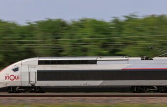 giao thông bị gián đoạn nghiêm trọng vào thứ Tư, 1 trong 3 TGV bị hủy