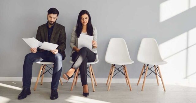 LinkedIn ra mắt “Trợ lý tuyển dụng” tại Pháp, công