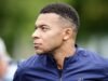 “Anh ấy hơi lạc lõng”: Emmanuel Petit rất thành thật về Kylian Mbappé