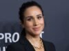 Meghan Markle: cử chỉ rất có tính toán này của người bạn đồng hành của Hoàng tử Harry để dỗ dành Vua Charles III