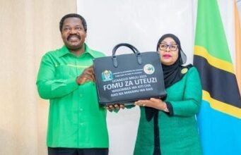 Samia và Phó Tổng thống Tanzania Nchimbi đụng độ, phá vỡ đảng cầm quyền