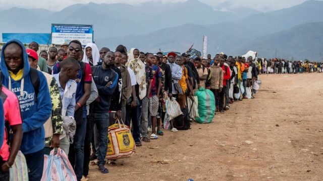 Uvira ở DRC chờ đợi hòa bình mà Trump đã