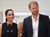 Meghan Markle và Hoàng tử Harry: cặp đôi gây sốt mạng với bức ảnh thân mật và hoàn toàn mới về buổi ra mắt bí mật của họ
