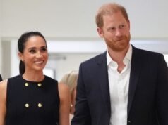 Meghan Markle và Hoàng tử Harry: cặp đôi gây sốt mạng với bức ảnh thân mật và hoàn toàn mới về buổi ra mắt bí mật của họ