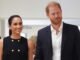 Meghan Markle và Hoàng tử Harry: cặp đôi gây sốt mạng với bức ảnh thân mật và hoàn toàn mới về buổi ra mắt bí mật của họ