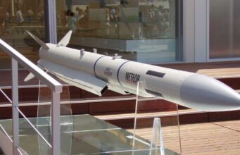 Nhà sản xuất tên lửa MBDA sẽ mở một nhà máy XXL ở Pháp để tăng cường sản xuất Storm Shadow và Aster đất đối đất