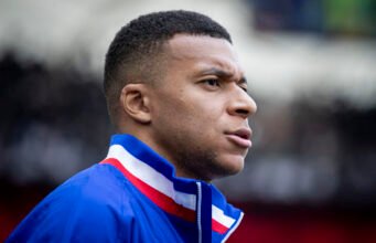 Kylian Mbappé không chỉ đưa ra những quyết định đúng đắn và anh thừa nhận điều đó, “chỉ là sự ngu ngốc thuần túy và đơn giản”
