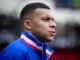 Kylian Mbappé không chỉ đưa ra những quyết định đúng đắn và anh thừa nhận điều đó, “chỉ là sự ngu ngốc thuần túy và đơn giản”