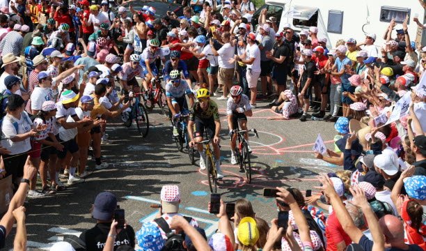 Trong chặng cuối cùng của Tour de France ở Alsace, vào năm 2023. Tại Petit Ballon. Ảnh Hervé Kielwasser