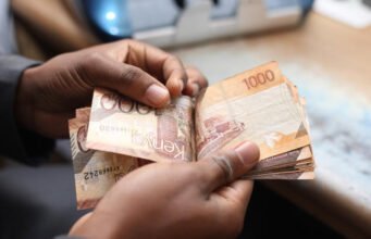 Sự độc quyền của tờ 1.000 shilling và lý do nền kinh tế Kenya phụ thuộc vào nó