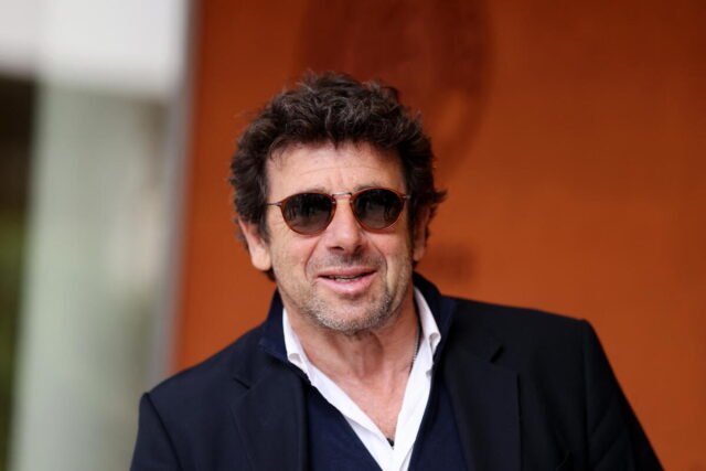 Patrick Bruel trở thành mục tiêu của hai khiếu nại