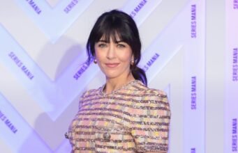 Nolwenn Leroy: tại sao Michel-Edouard Leclerc nên trao Huân chương Danh dự cho ca sĩ