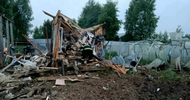 Chiến tranh ở Ukraine. Moscow bị tấn công bằng máy