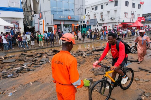 Tại sao Accra tiếp tục hứng chịu lũ lụt dù