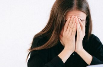 bị tuyên bố là đã chết, cô thấy mình bị tước đi sự hoàn trả chi phí chăm sóc