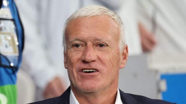 Điện thoại, trò chuyện 10 phút: Didier Deschamps tiết lộ