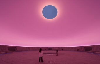 James Turrell thắp sáng Aarhus với Skyspace lớn nhất