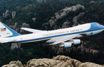 Chuyên cơ Air Force One của tổng thống Mỹ sắp bị loại, máy bay nào sẽ thay thế?