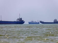 Iran đóng cửa eo biển Hormuz một lần nữa vì vi phạm lệnh ngừng bắn