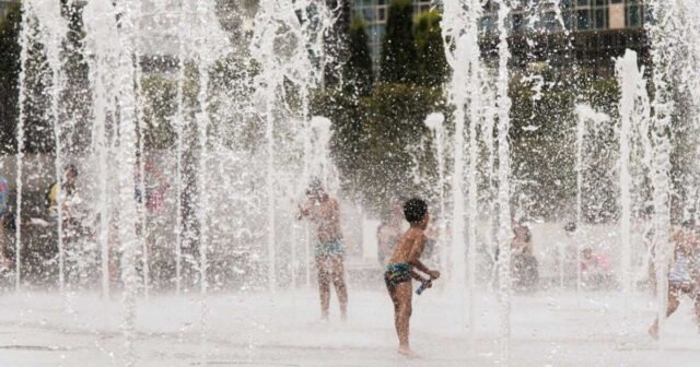 Điều hòa không khí ở mọi trường học ở Paris: