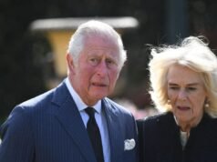 Charles III: Nữ hoàng Camilla vướng vào bê bối sau khi hỗ trợ phi công bị kết án giết vợ