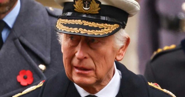 Nhân danh sự minh bạch, Vua Charles III sẽ công