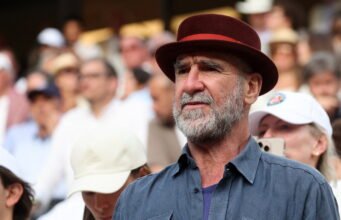 Eric Cantona: “Đó là điều giúp tôi sống sót”, cựu cầu thủ bóng đá từ bỏ tất cả vì mối tình đầu
