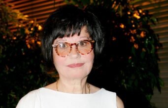 Cái chết của Guesch Patti: “Vẫn đang trong quá trình”, cô tiết lộ bản hit “Etienne” đã thực sự mang lại cho cô điều gì