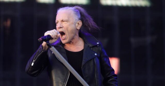 Paris. Buổi hòa nhạc của Iron Maiden bị gián đoạn