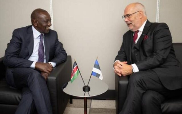 Kenya và Estonia phải chịu sự quá đáng tương tự