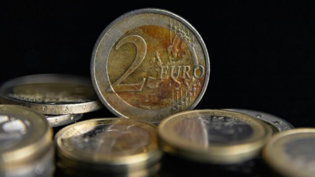 Đồng euro kỹ thuật số đang phát triển, Nghị viện
