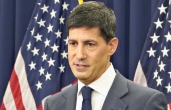 Thị trường chứng khoán: “Tân chủ tịch Fed Kevin Warsh mang đến nhiều câu hỏi hơn là câu trả lời”
