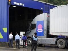 CATL triển khai mạng lưới trao đổi pin xe tải ở Anh